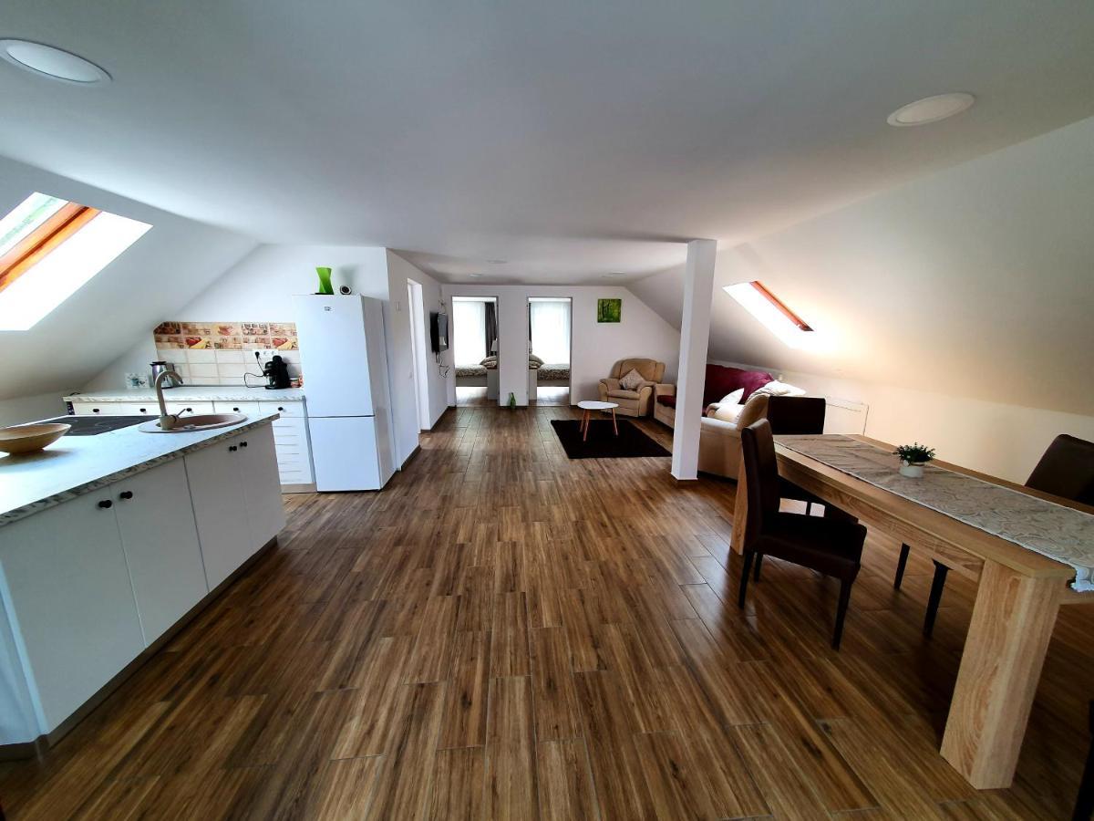 Twins Apartments סובאטה מראה חיצוני תמונה